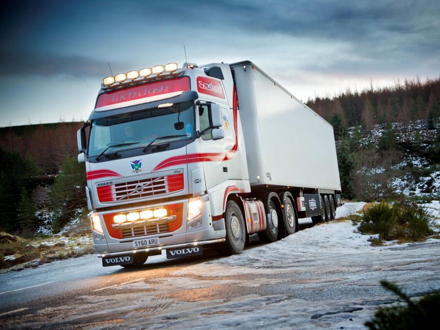  Volvo FH 540 6x2 2008 года  (UK) (фото 2 из 3)